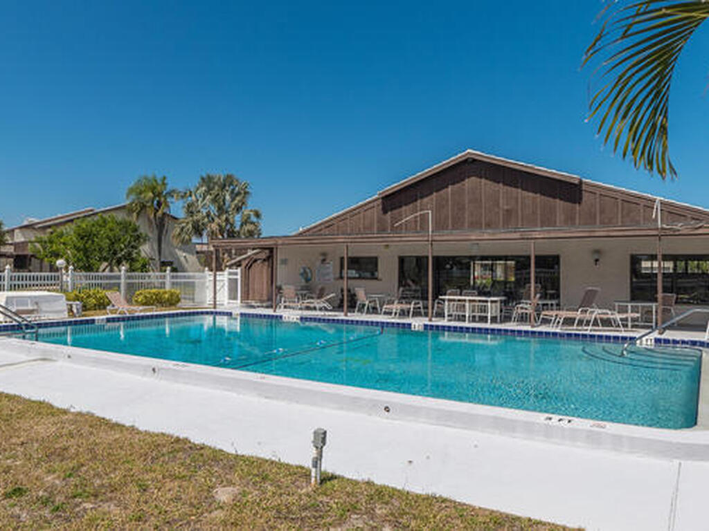 172 Skyline Boulevard, Satellite Beach, FL 32937