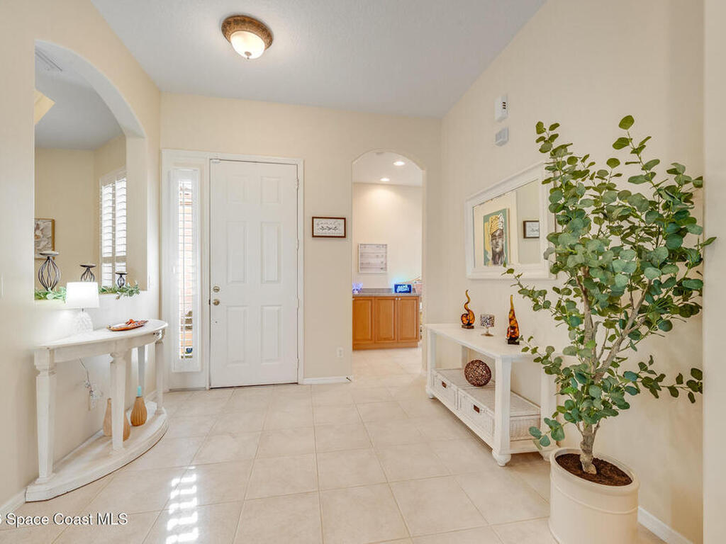 1325 Shoreline Circle, Sebastian, FL 32958