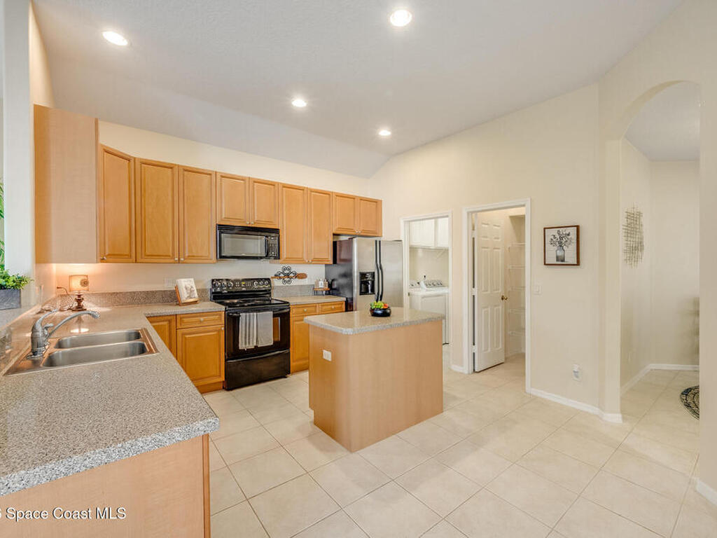 1325 Shoreline Circle, Sebastian, FL 32958