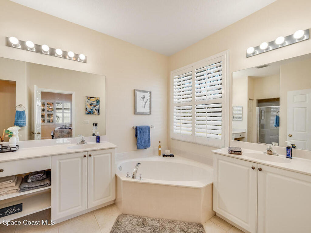 1325 Shoreline Circle, Sebastian, FL 32958