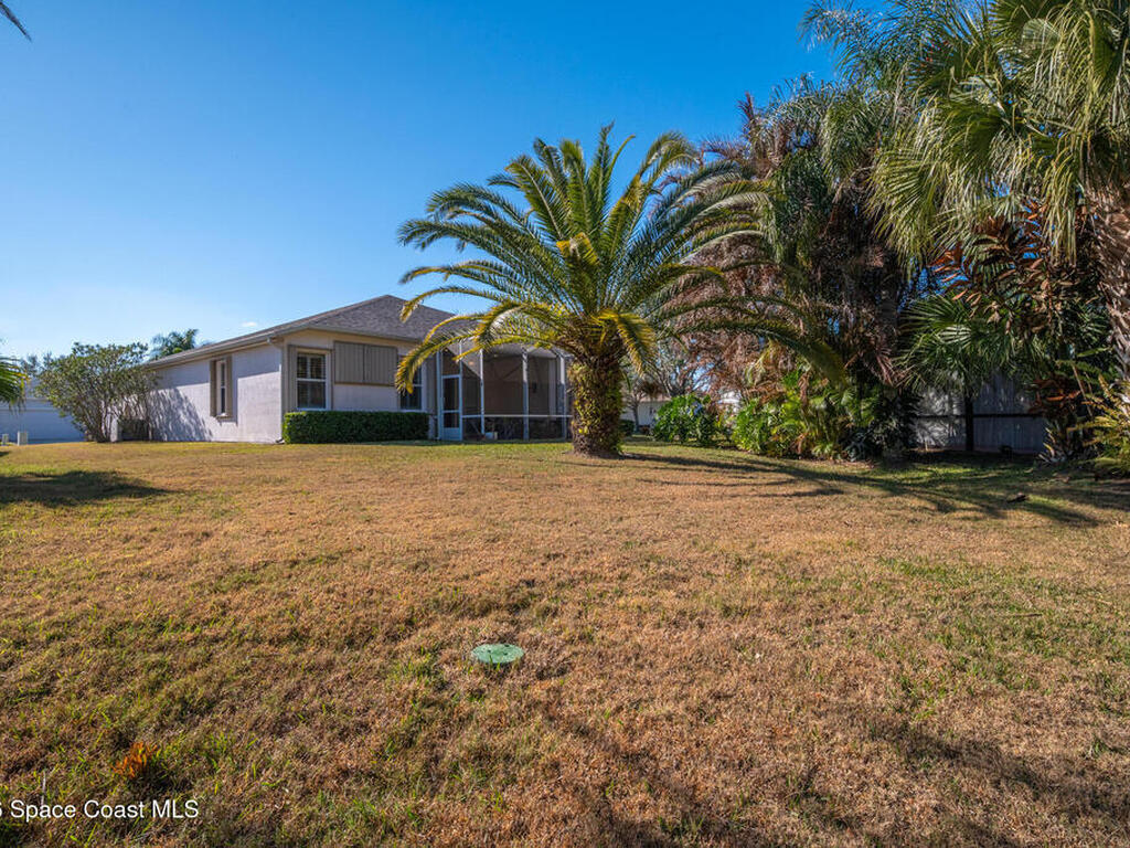 1325 Shoreline Circle, Sebastian, FL 32958