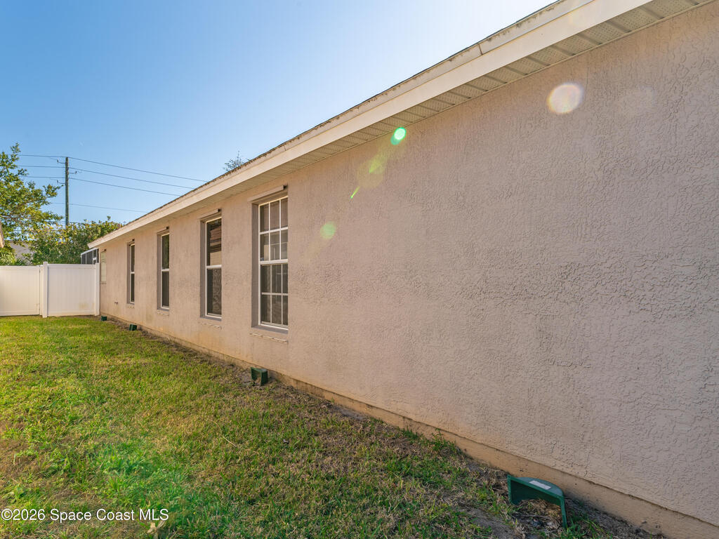 4407 Montreaux Avenue, Melbourne, FL 32934