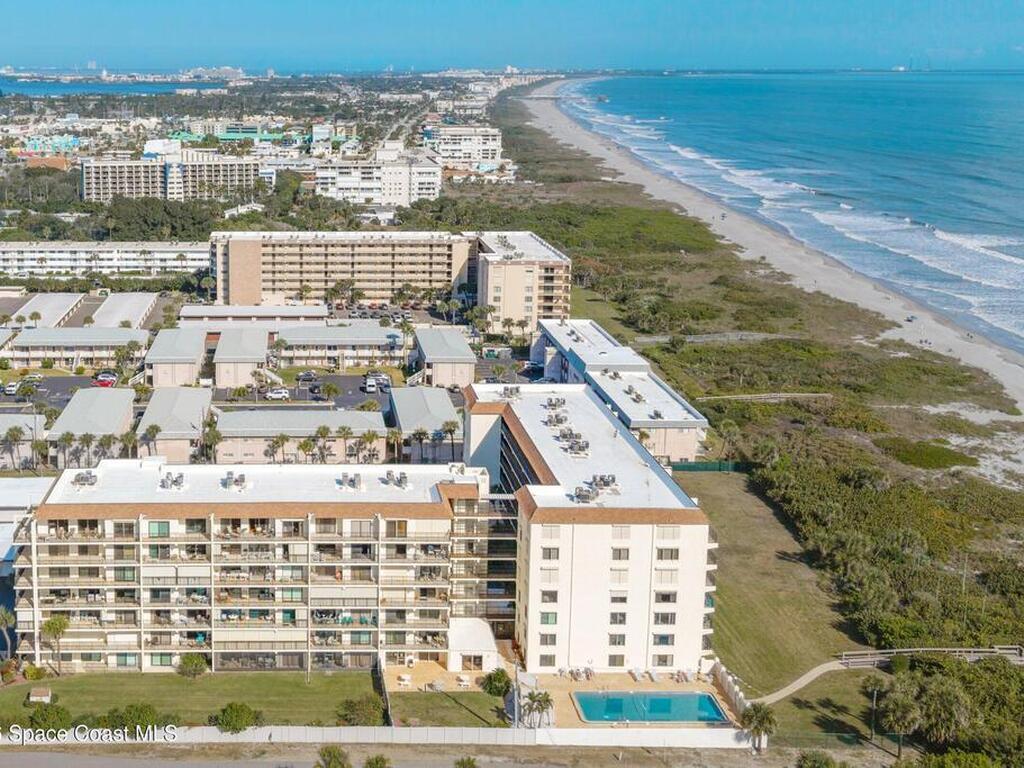 3060 N Atlantic Avenue, Cocoa Beach, FL 32931