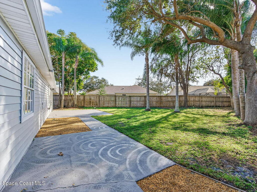 1721 Pine Valley Drive, Melbourne, FL 32935