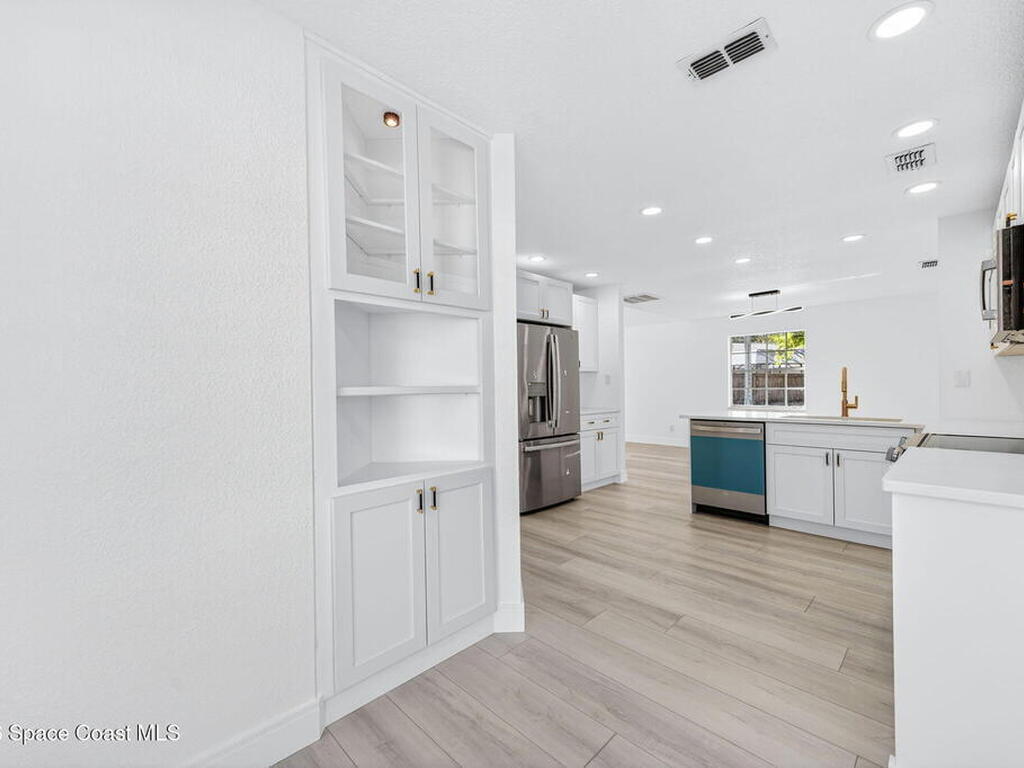 1721 Pine Valley Drive, Melbourne, FL 32935