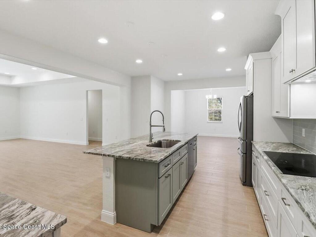 5656 N Oakmont Drive, Beverly Hlls, FL 34465