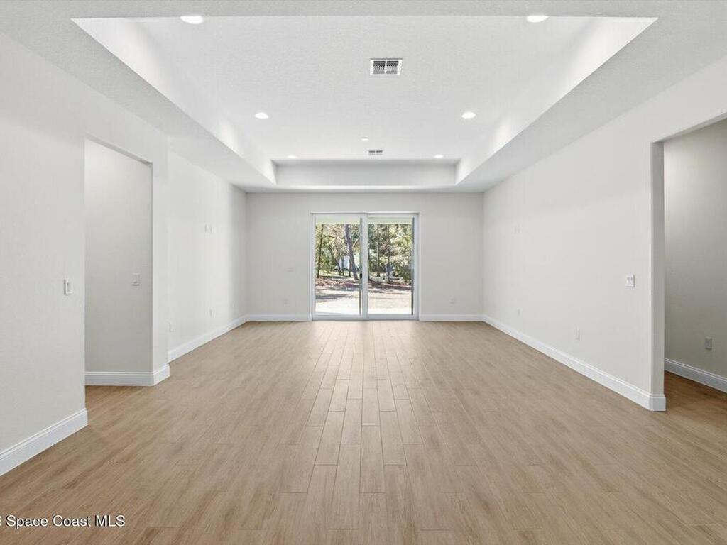 5656 N Oakmont Drive, Beverly Hlls, FL 34465