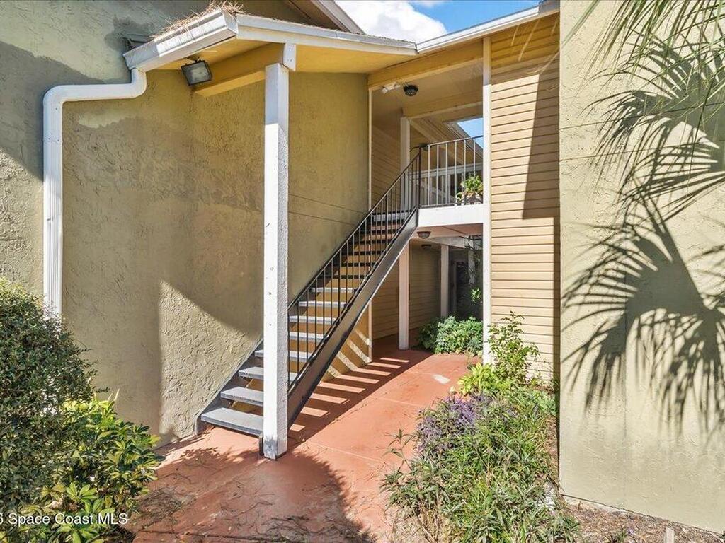 225 S Tropical Trail, Merritt Island, FL 32952