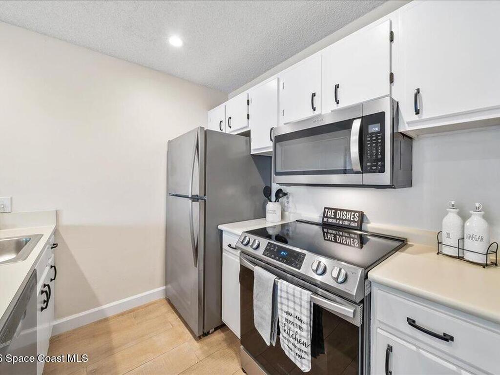 225 S Tropical Trail, Merritt Island, FL 32952