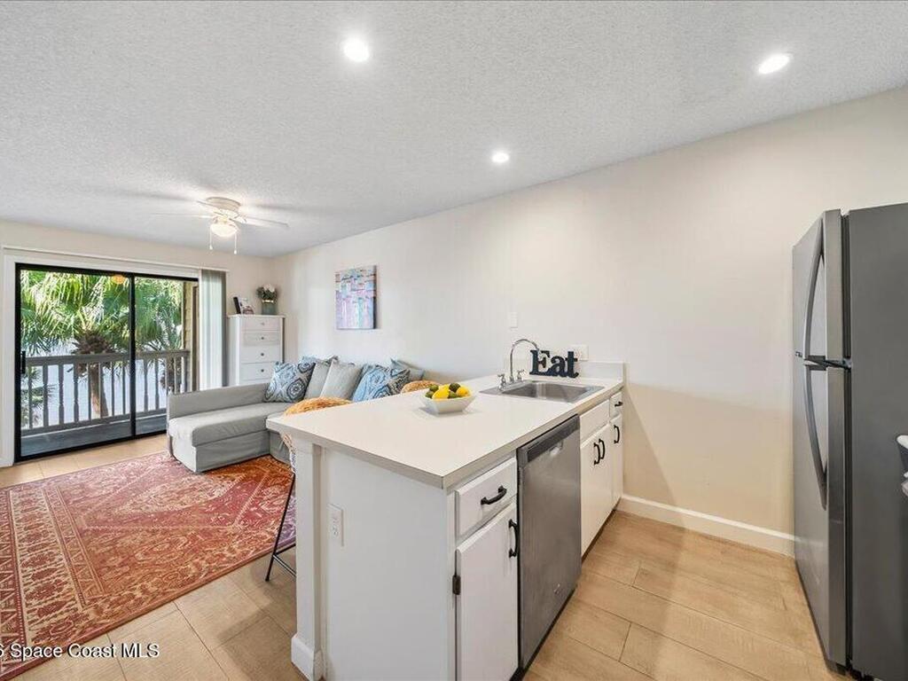 225 S Tropical Trail, Merritt Island, FL 32952