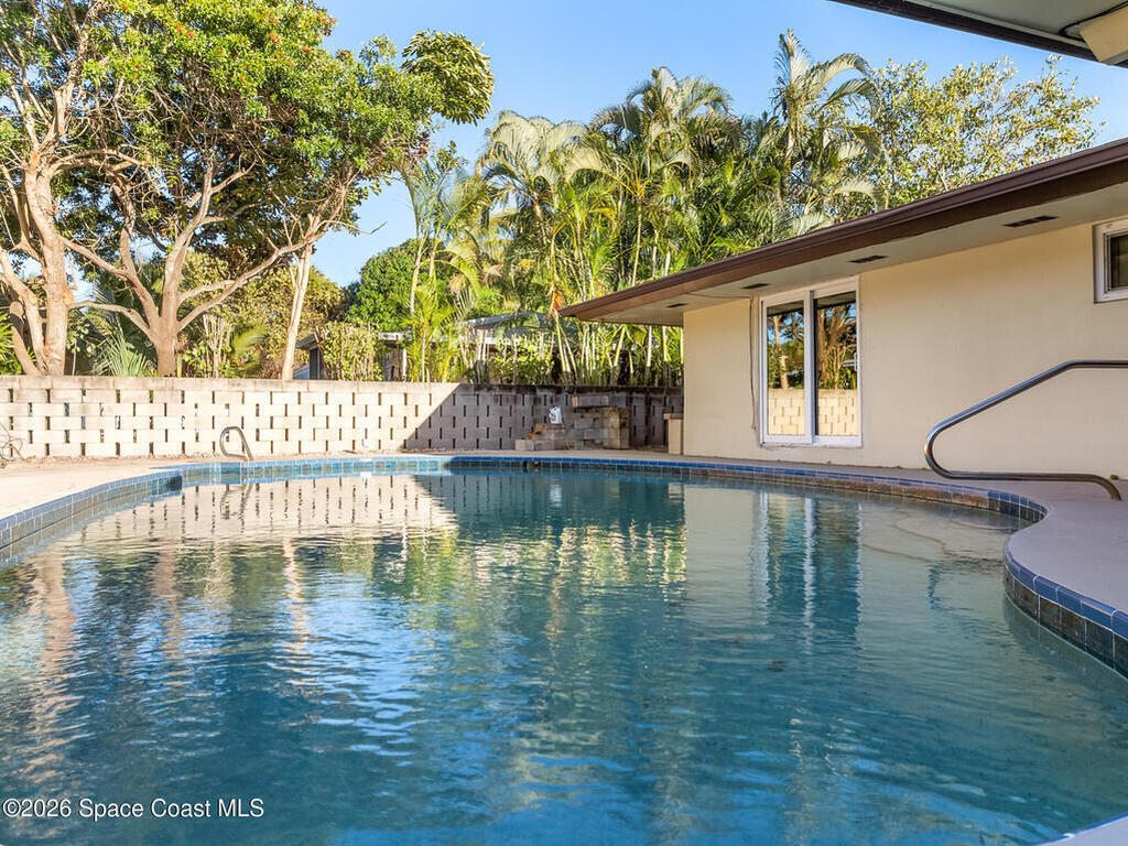 440 10th Avenue, Indialantic, FL 32903