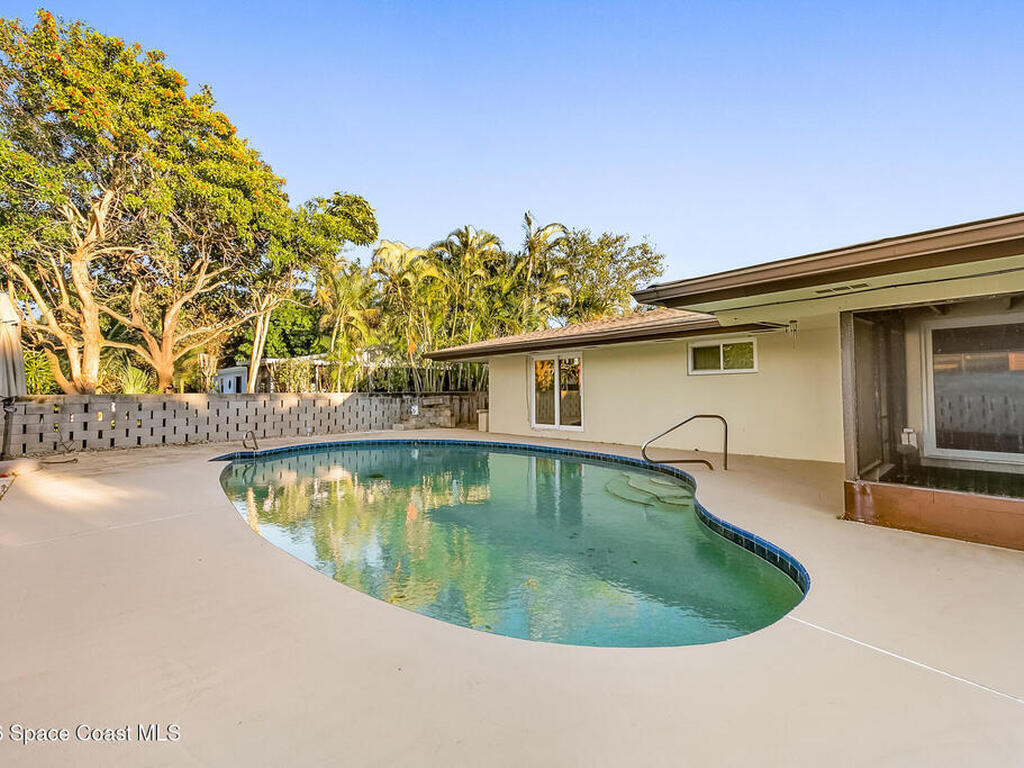 440 10th Avenue, Indialantic, FL 32903