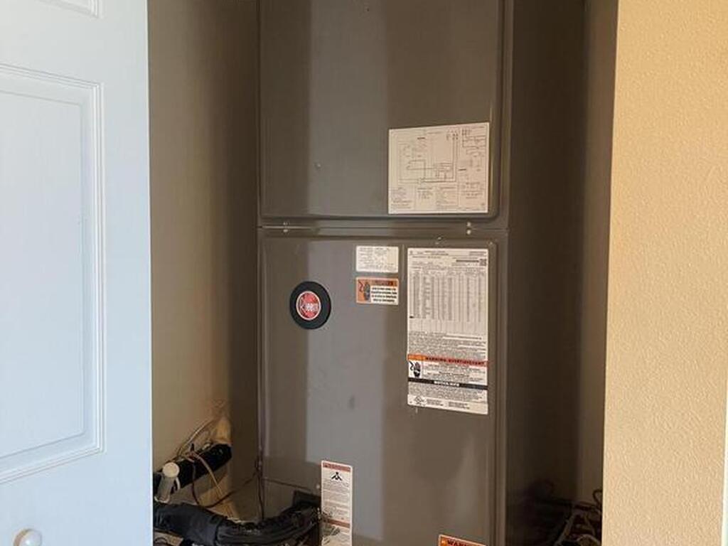 7 Indian River Avenue, Titusville, FL 32796