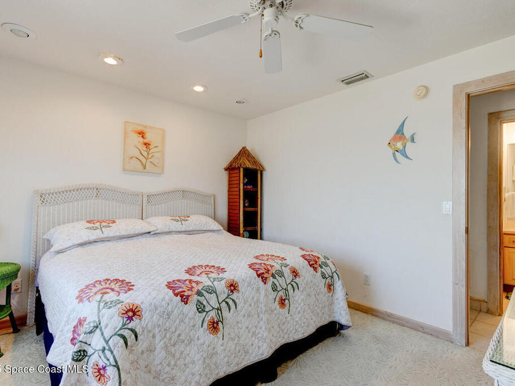 921 N Atlantic Avenue, New Smyrna Beach, FL 32169