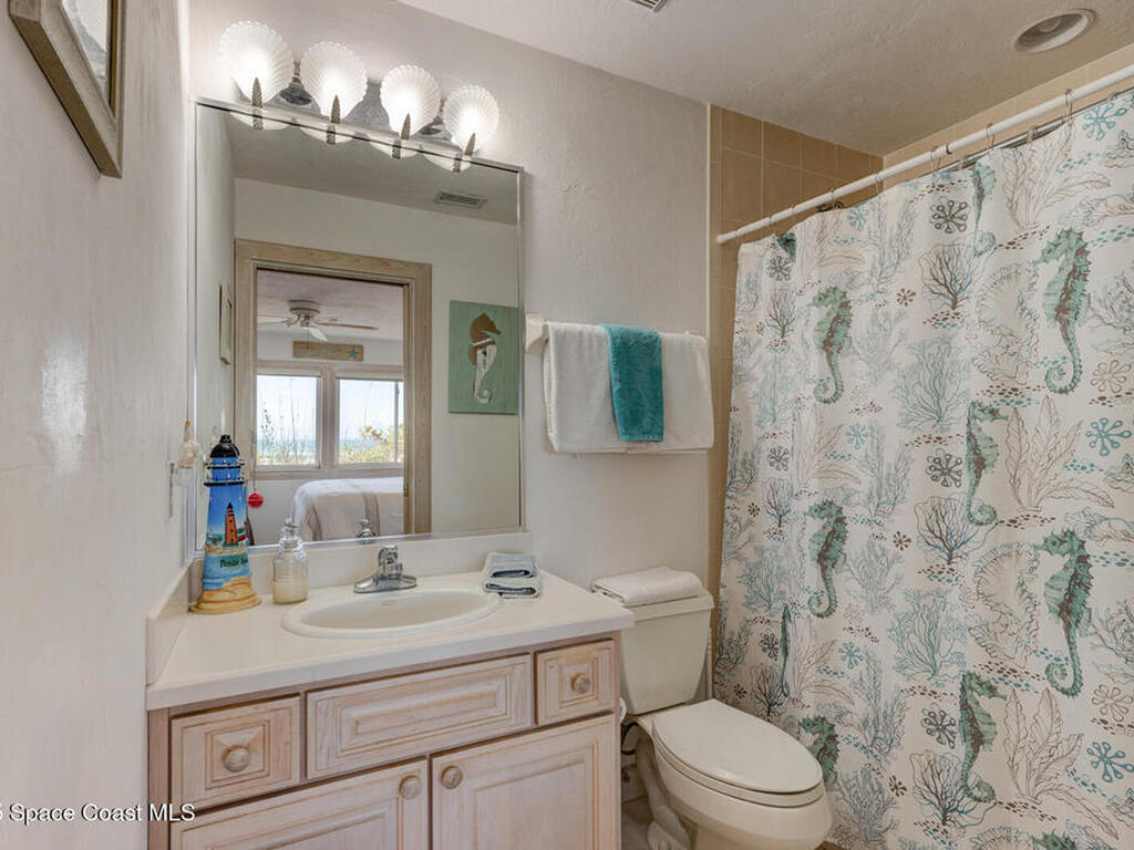 921 N Atlantic Avenue, New Smyrna Beach, FL 32169