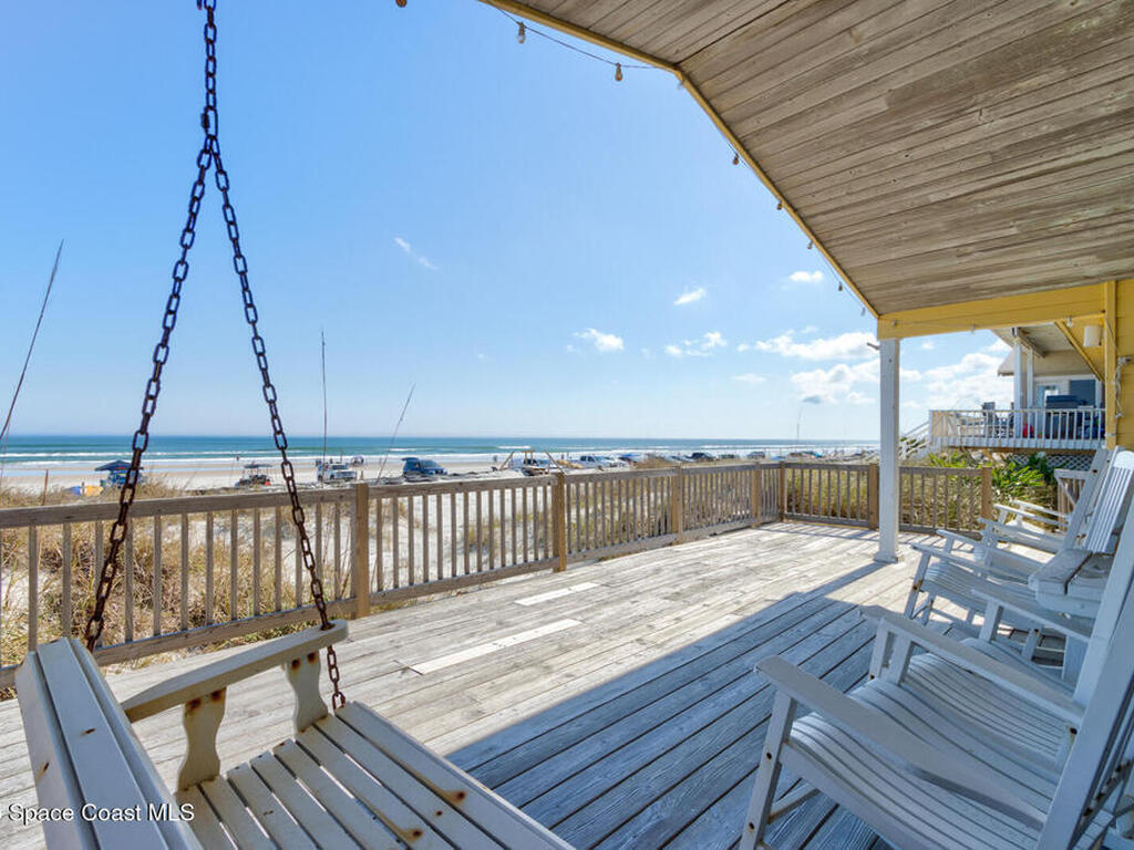 921 N Atlantic Avenue, New Smyrna Beach, FL 32169