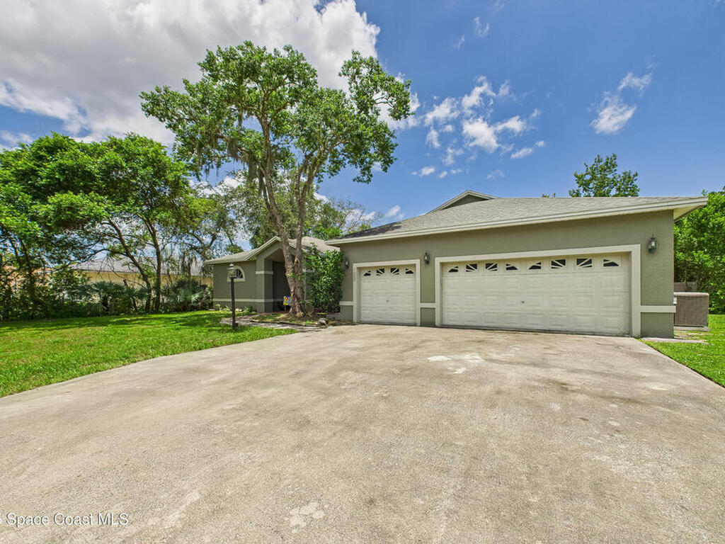 6350 Whispering Lane, Titusville, FL 32780