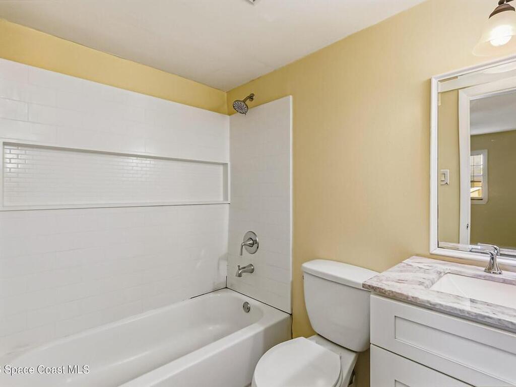 125 Bristol Lane, Melbourne, FL 32935