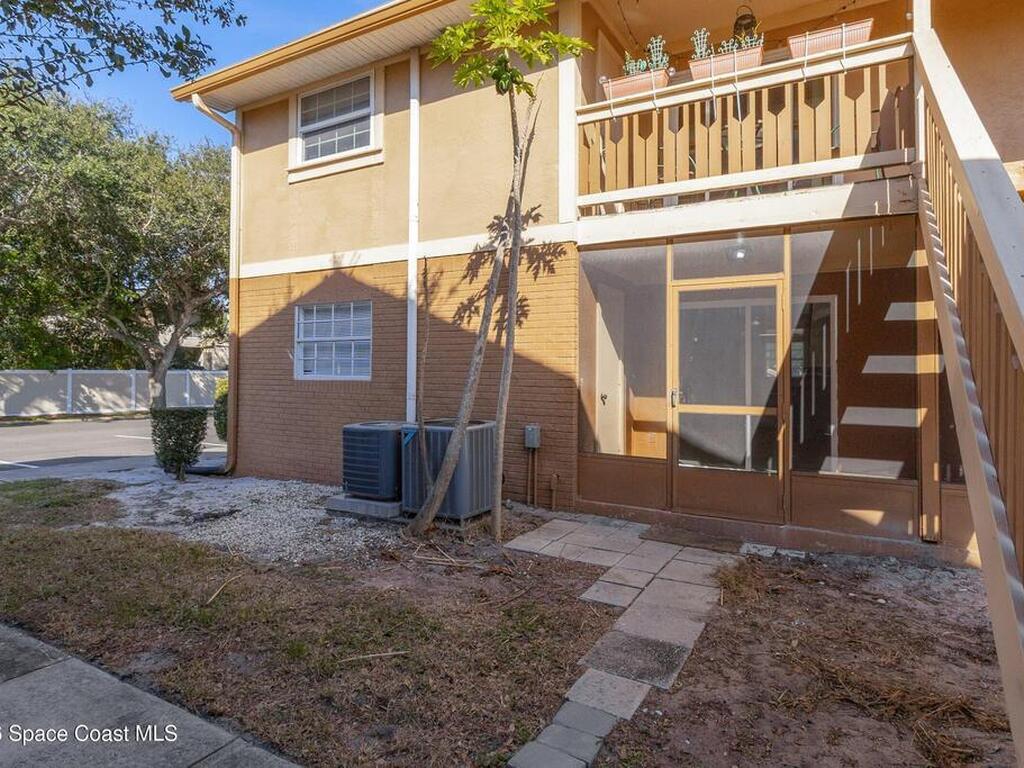 125 Bristol Lane, Melbourne, FL 32935