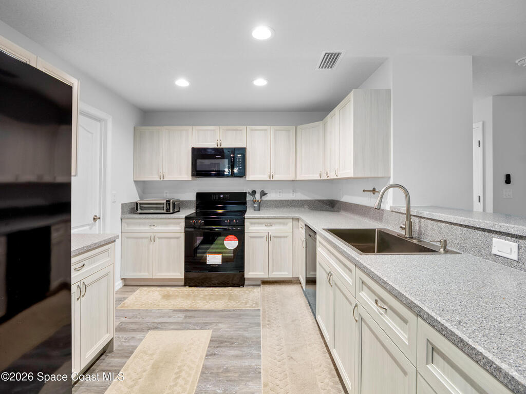 140 Brown Street, Palm Bay, FL 32909