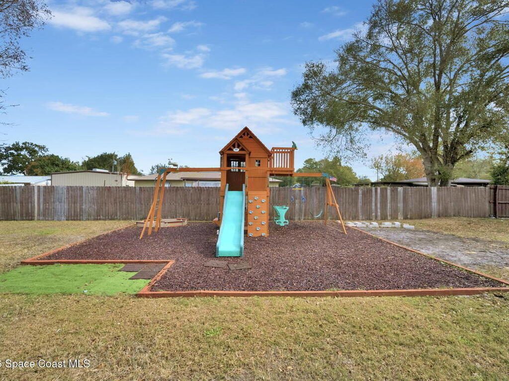 160 Bossieux Boulevard, West Melbourne, FL 32904