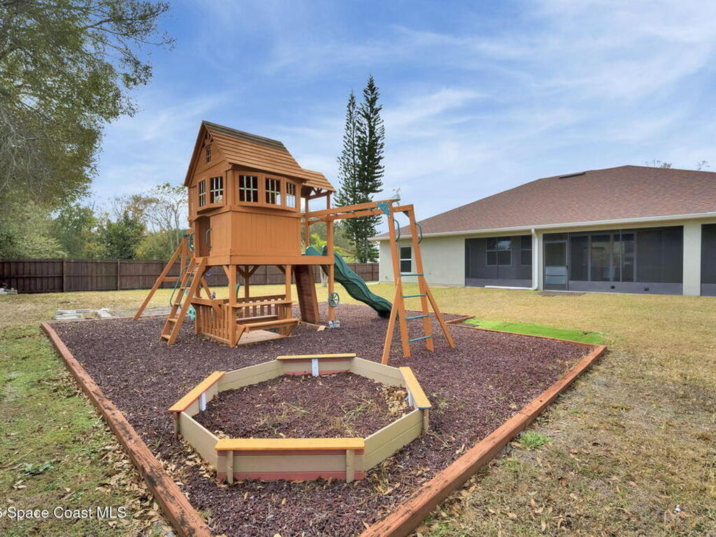 160 Bossieux Boulevard, West Melbourne, FL 32904