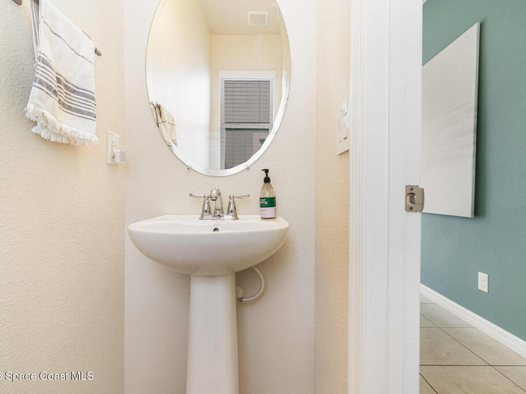 4719 Northlawn Way, Orlando, FL 32811