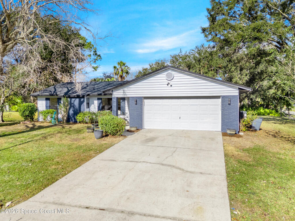 982 Pebble Avenue, Palm Bay, FL 32907
