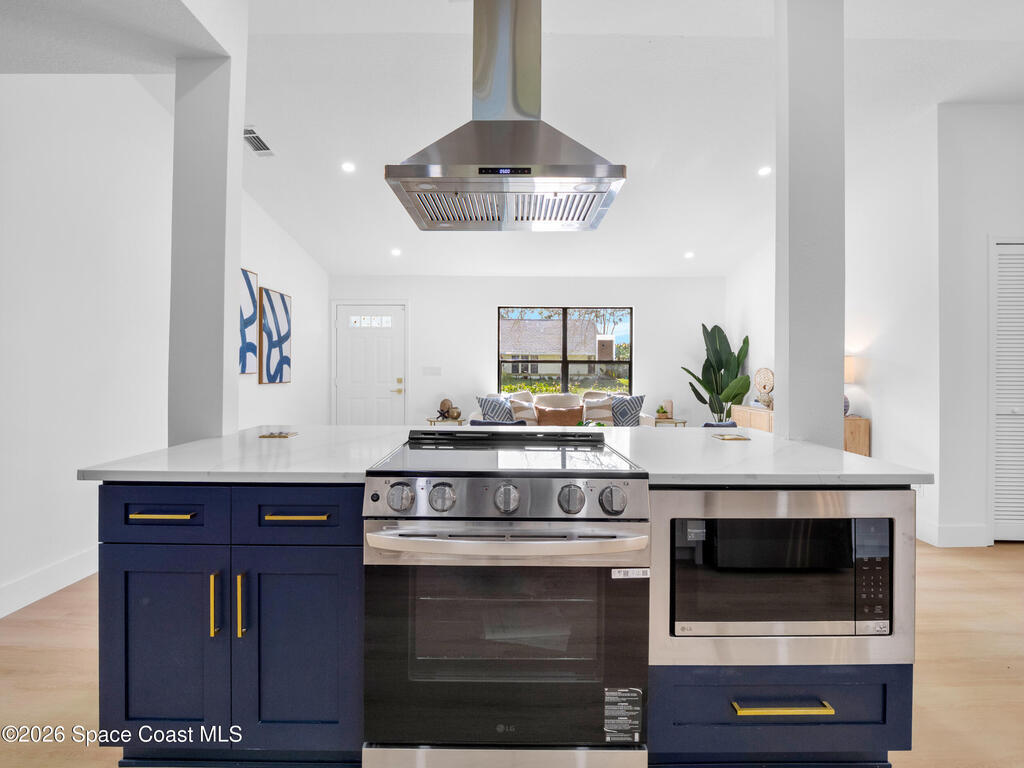 982 Pebble Avenue, Palm Bay, FL 32907