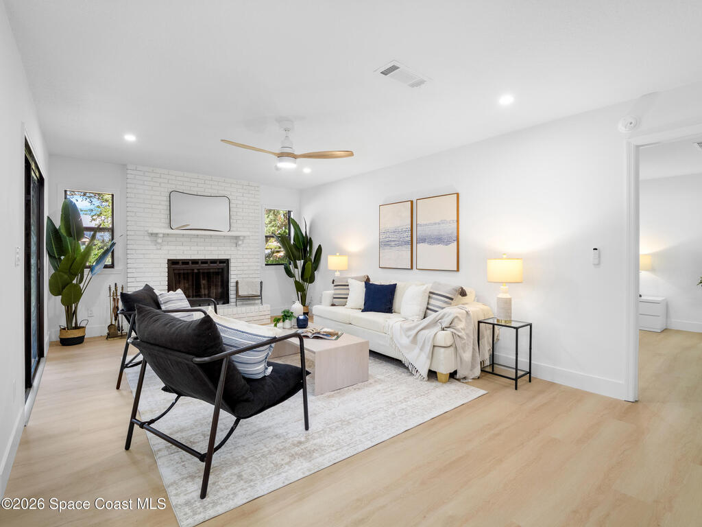 982 Pebble Avenue, Palm Bay, FL 32907