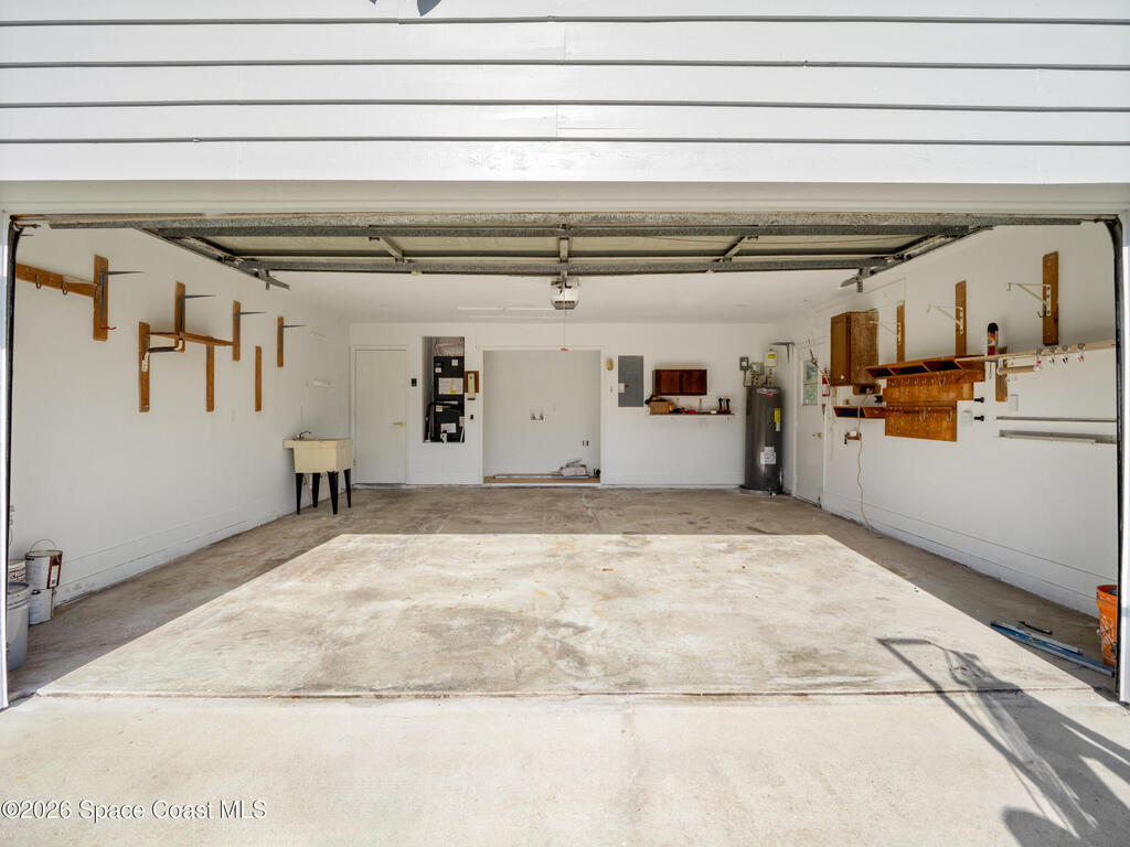 982 Pebble Avenue, Palm Bay, FL 32907