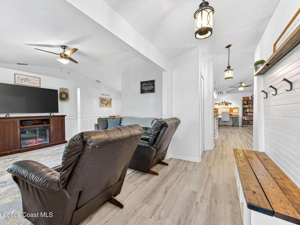 1671 Cranfield Terrace, Palm Bay, FL 32909