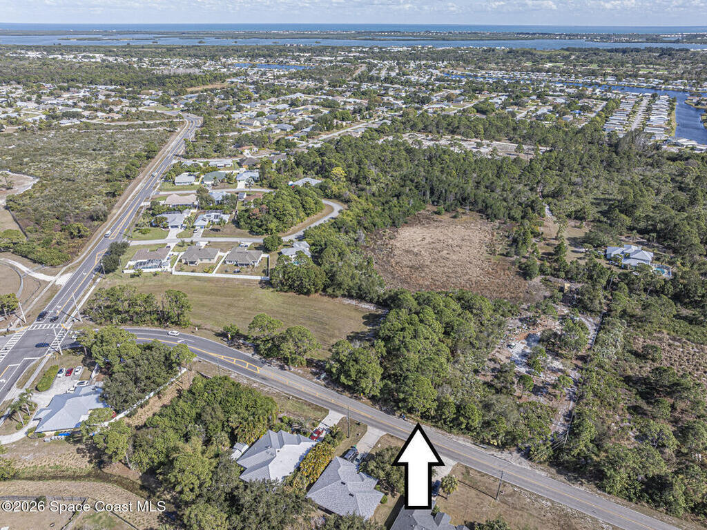 9080 66th Avenue, Sebastian, FL 32958