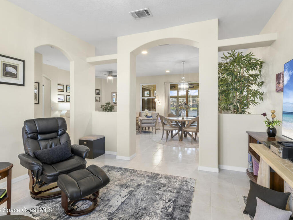 1422 Tradewinds Way, Sebastian, FL 32958