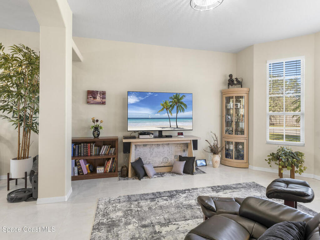 1422 Tradewinds Way, Sebastian, FL 32958