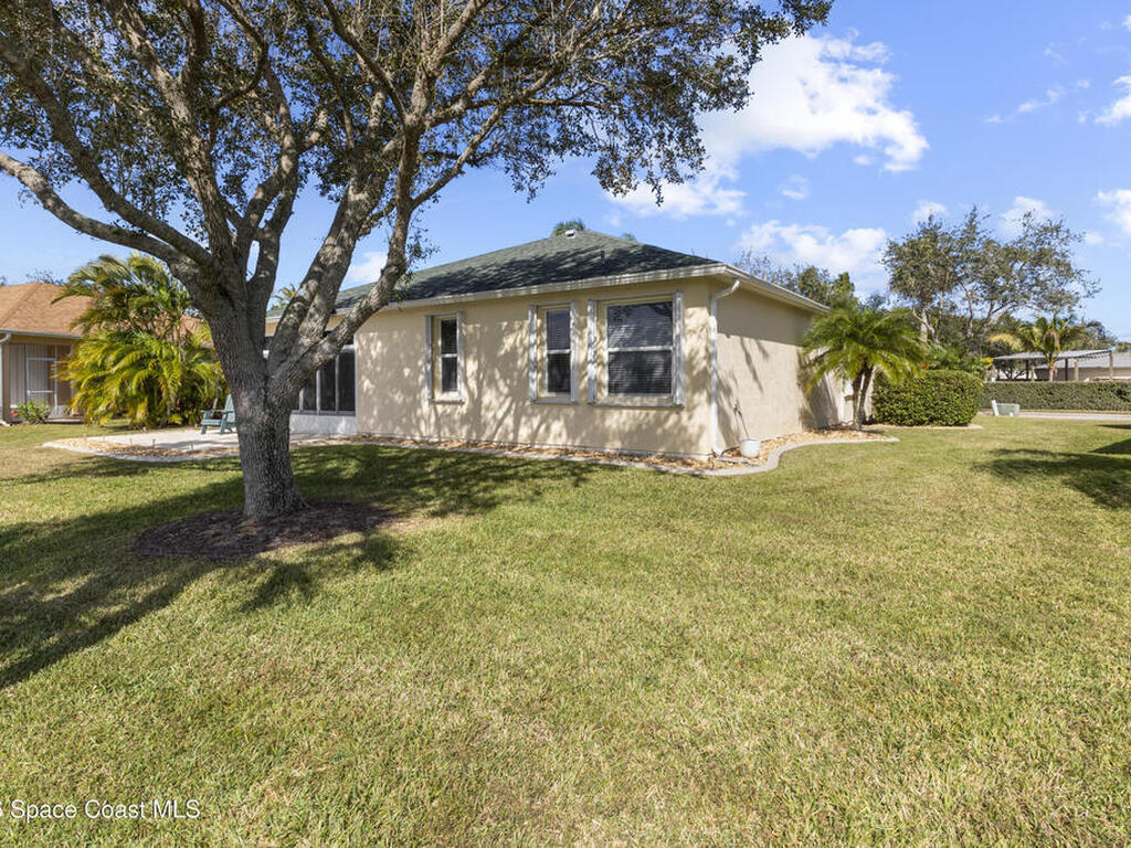 1422 Tradewinds Way, Sebastian, FL 32958