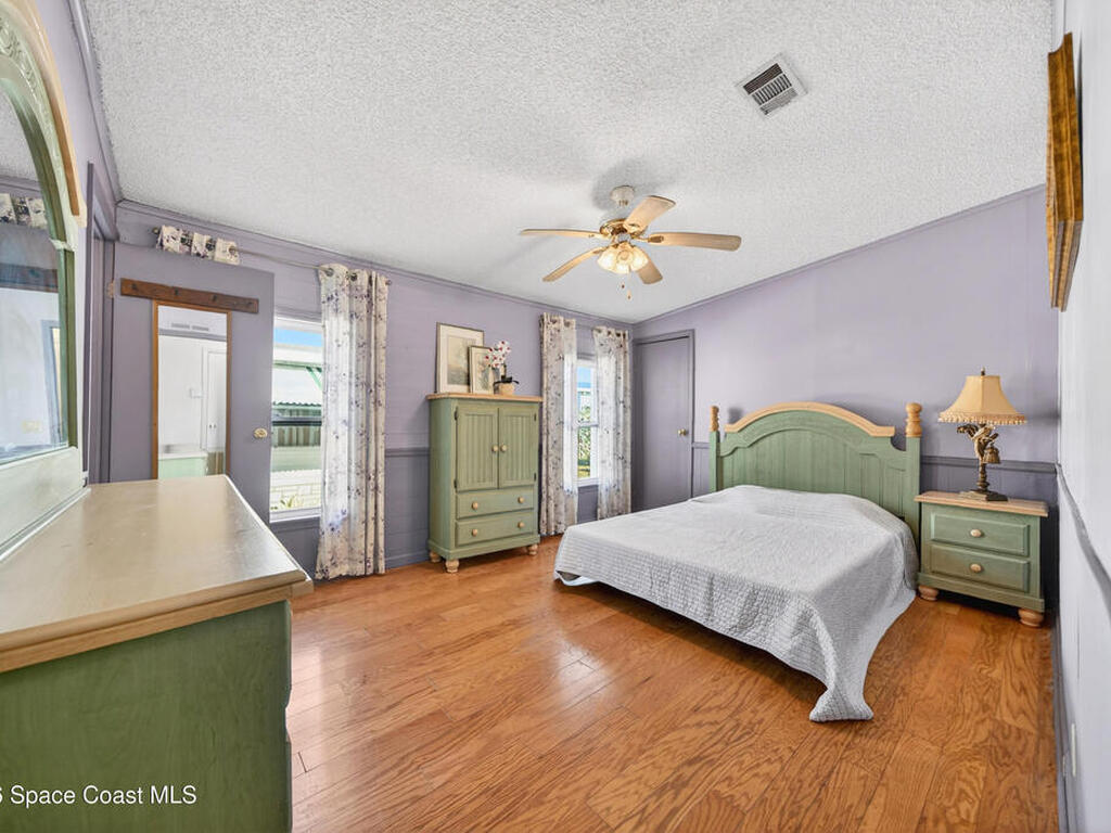 7645 Chasta Road, Micco, FL 32976