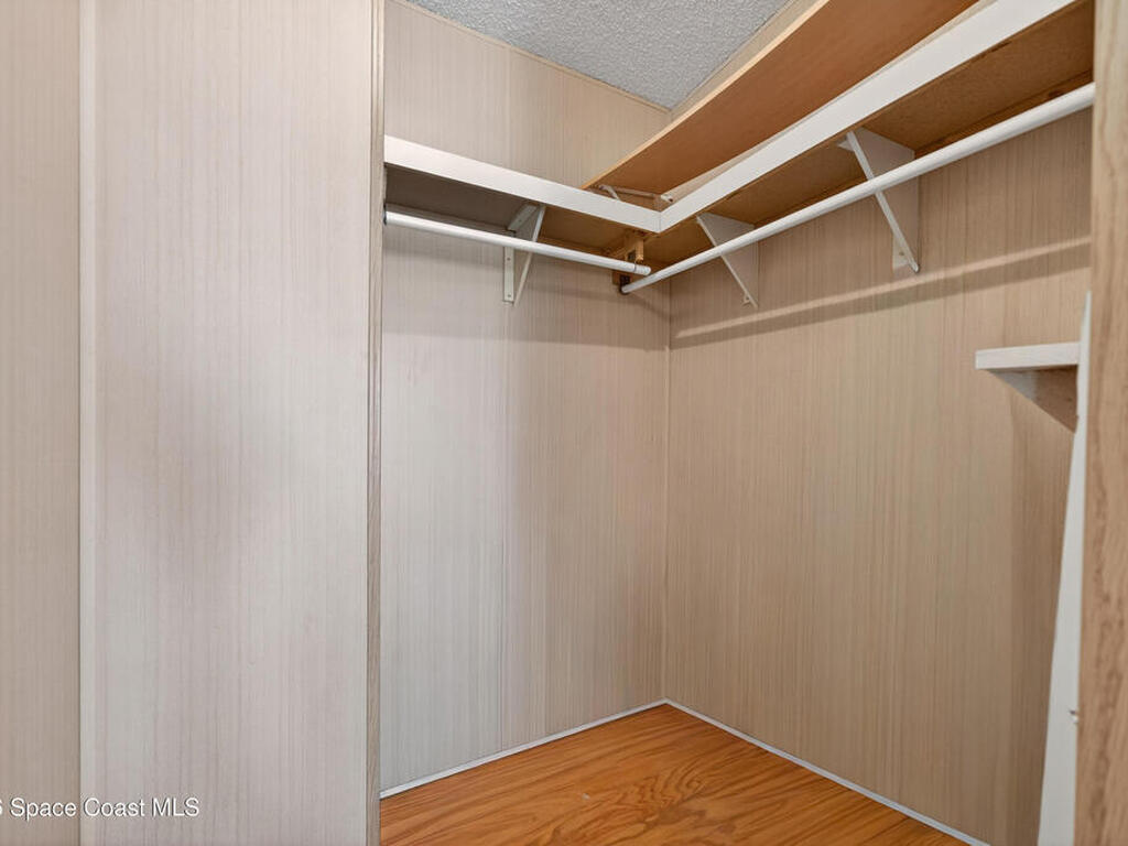 7645 Chasta Road, Micco, FL 32976