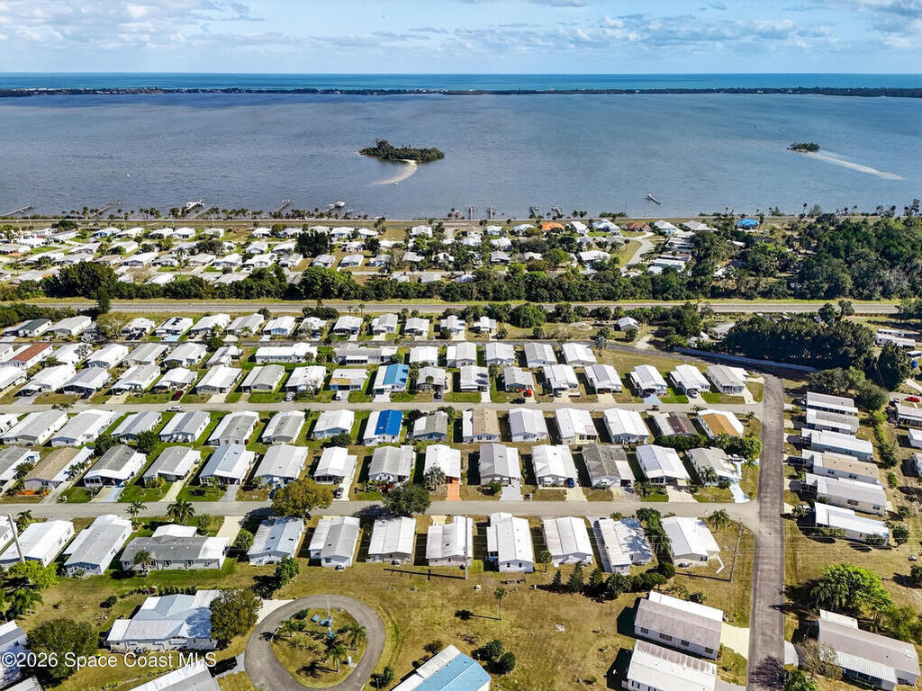 7645 Chasta Road, Micco, FL 32976