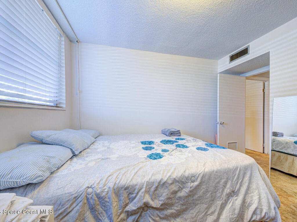 3190 N Atlantic Avenue, Cocoa Beach, FL 32931