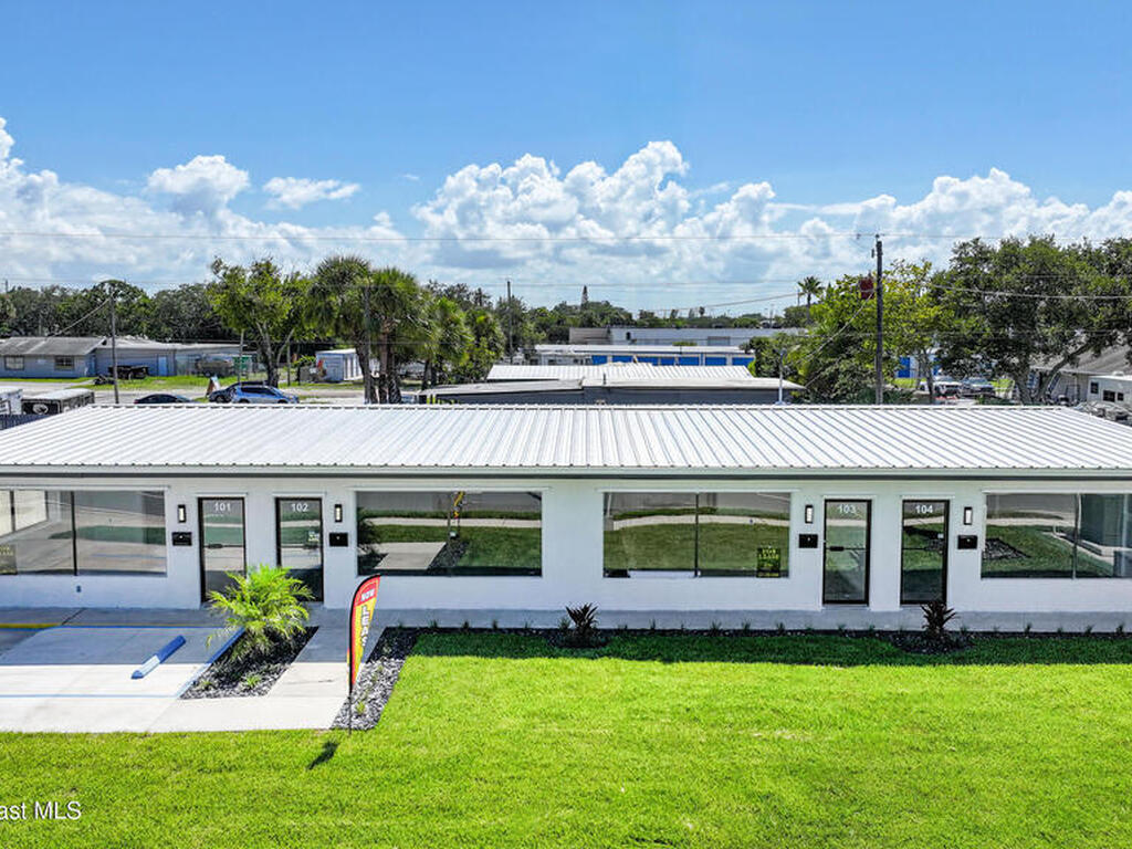 1682 N Harbor City Boulevard, Melbourne, FL 32935