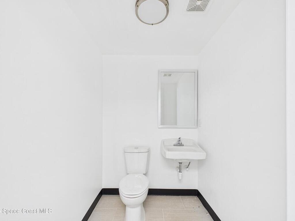 1682 N Harbor City Boulevard, Melbourne, FL 32935