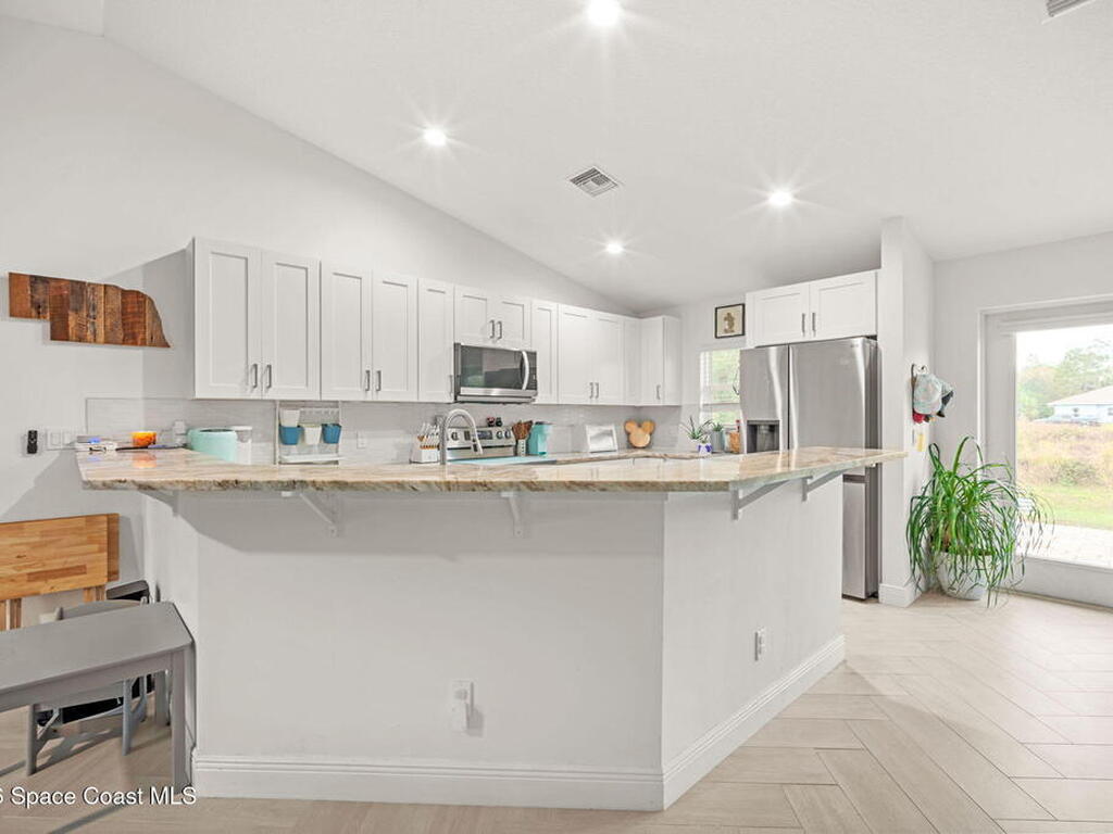 8615 102nd Court, Vero Beach, FL 32967