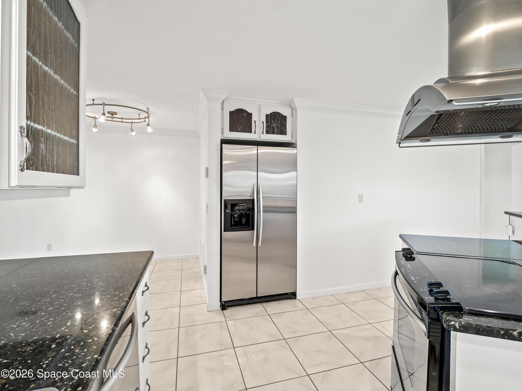 1525 W Riviera Drive, Merritt Island, FL 32952