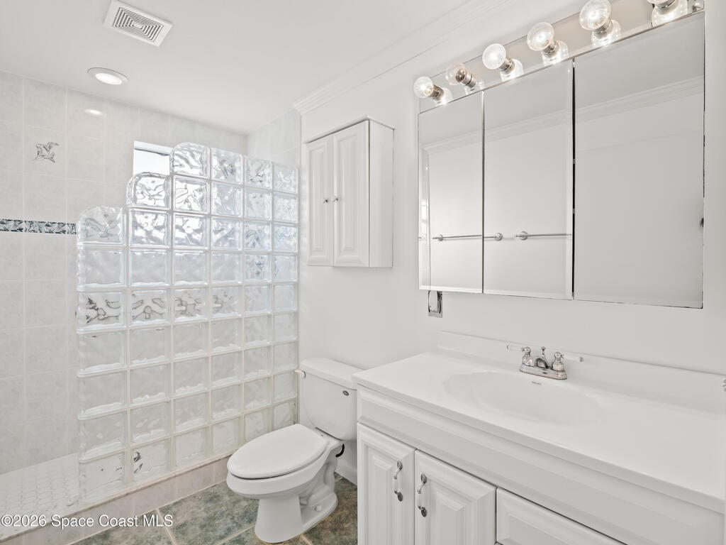 1525 W Riviera Drive, Merritt Island, FL 32952