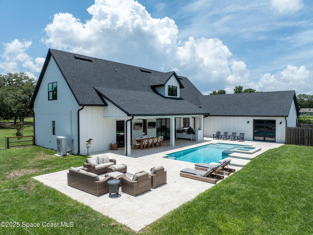 3334 N Tropical Trail, Merritt Island, FL 32953