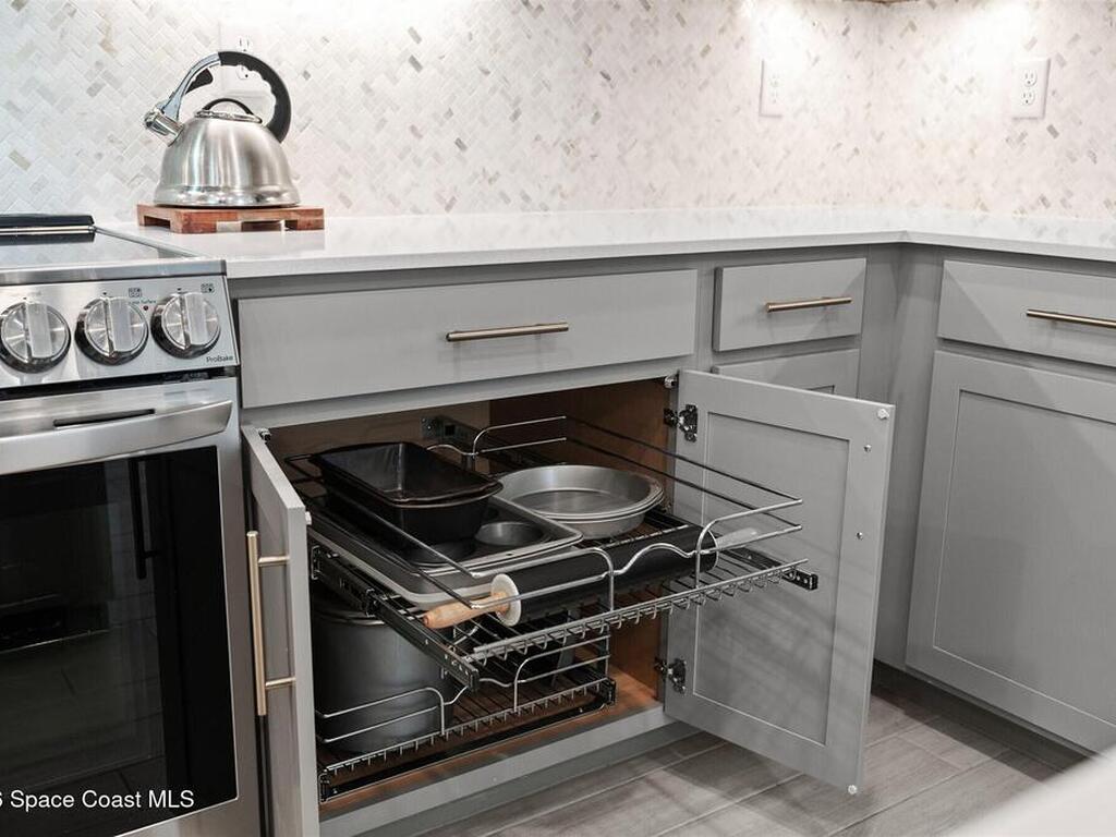 8864 Alister Drive, Melbourne, FL 32940