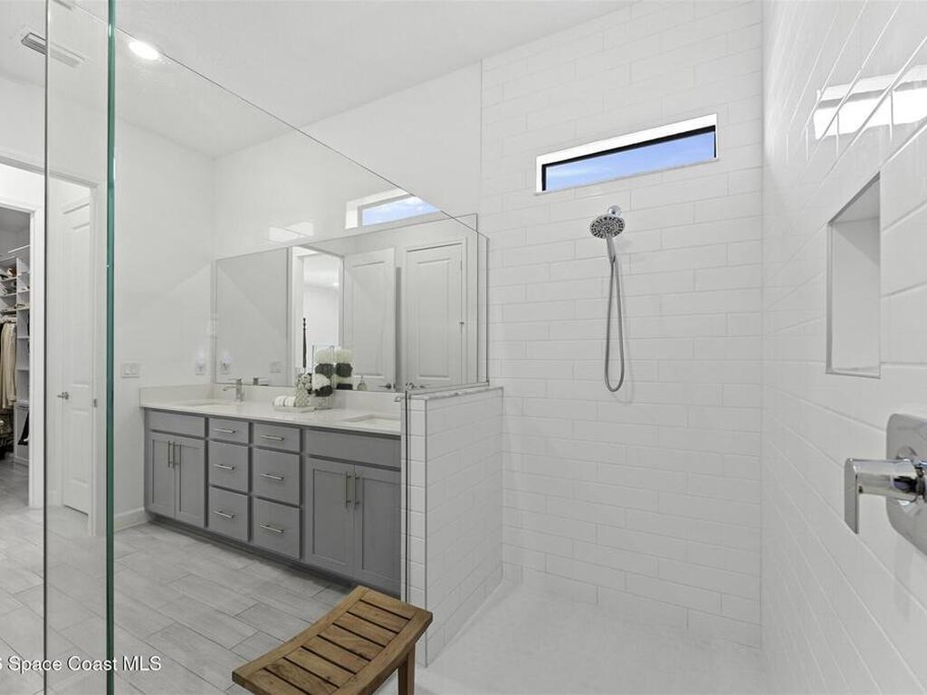 8864 Alister Drive, Melbourne, FL 32940