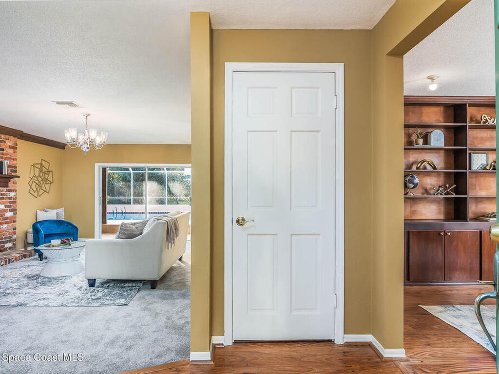 4245 Hillview Circle, Merritt Island, FL 32952