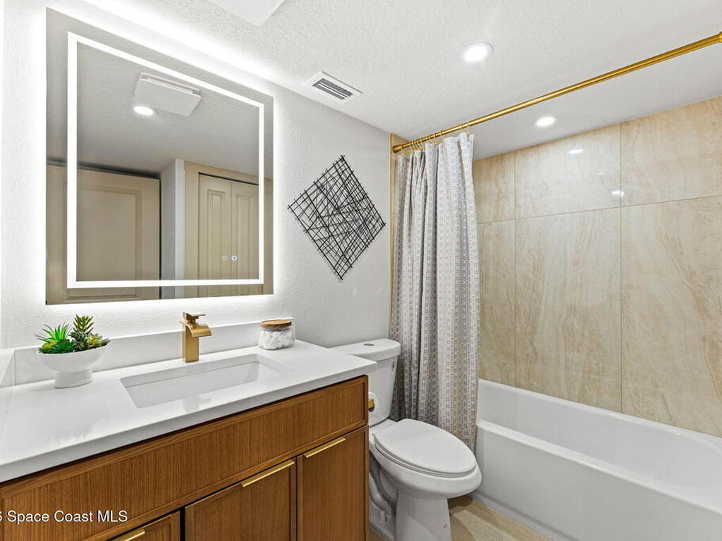 305 Tangle Run Boulevard, Melbourne, FL 32940